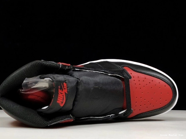 Banned Jordan 555088-001 OG Air Retro High 1 0807